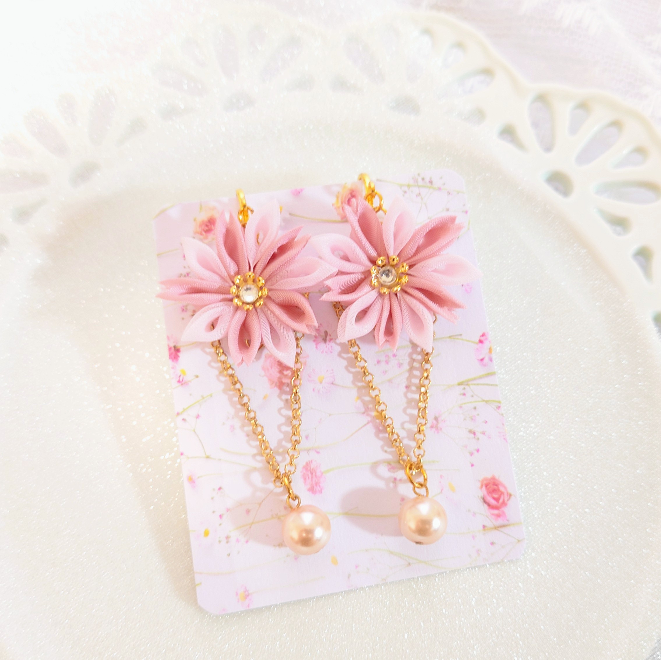 ふわり、桜。(つまみ細工イヤリング)