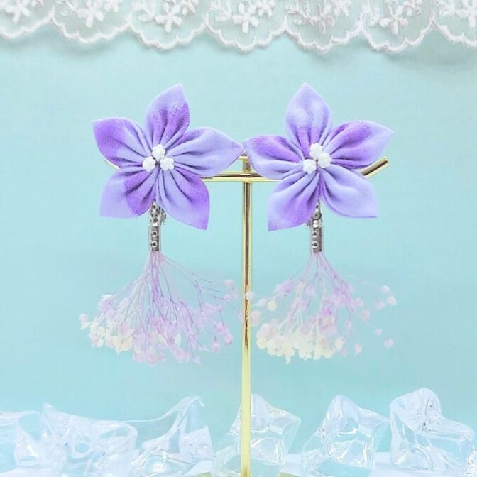 霞（つまみ細工イヤリング）