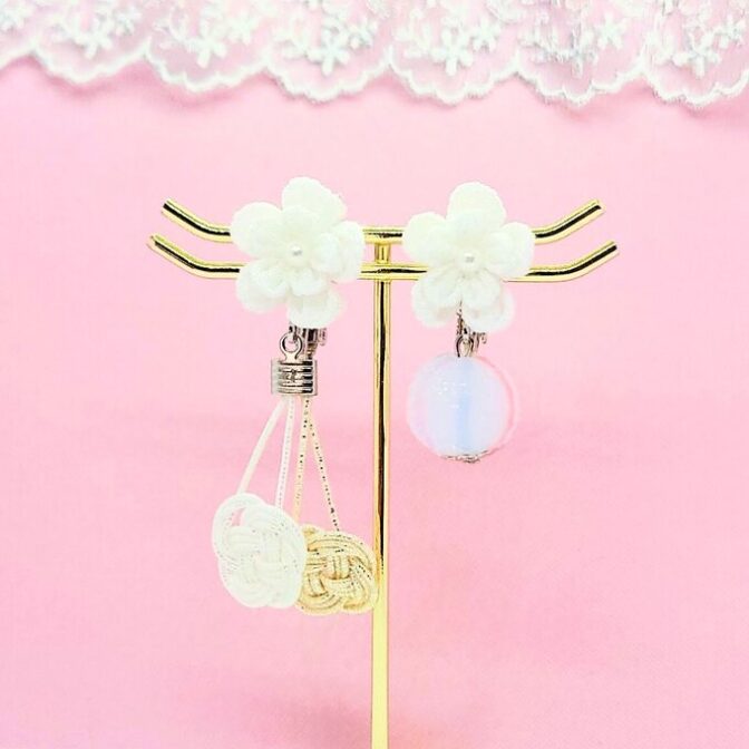 結びの花飴(しろ×シルバー)