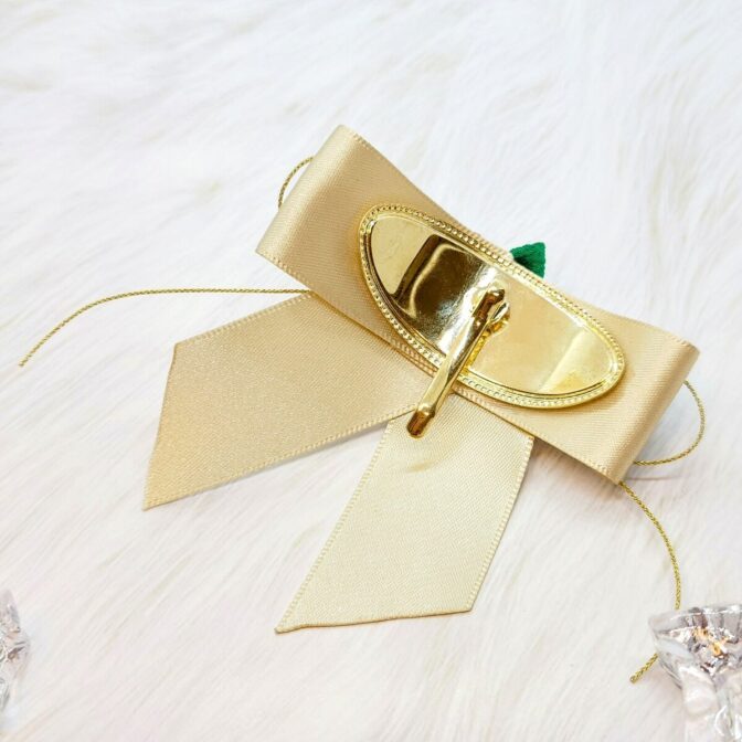 ポインセチアのゴージャスポニーフック（つまみ細工）