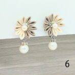 くすみカラーイヤリング（つまみ細工）