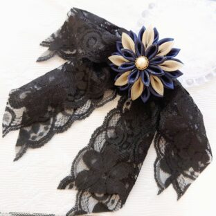 月夜花と黒レースのポニーフック