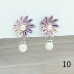 くすみカラーイヤリング（つまみ細工）