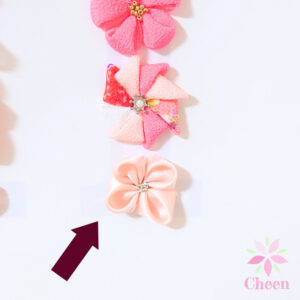 シルクサテンのつまみ細工