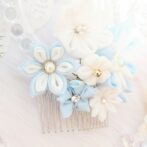 爽やかブルーのフラワーコーム つまみ細工 一点物