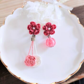 結びの花飴（あか×シルバー）