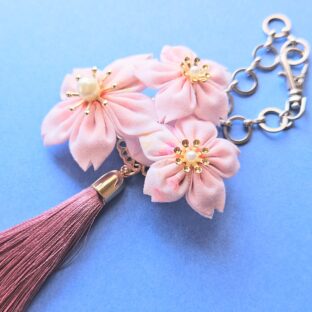サクラ咲くバッグチャーム🌸